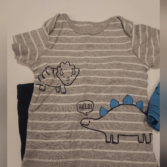 Carter's Baby Boy 3-Piece Dinosaur Bodysuit, Tee and Pant Set in Size 18 Months - Picture 3 of 12